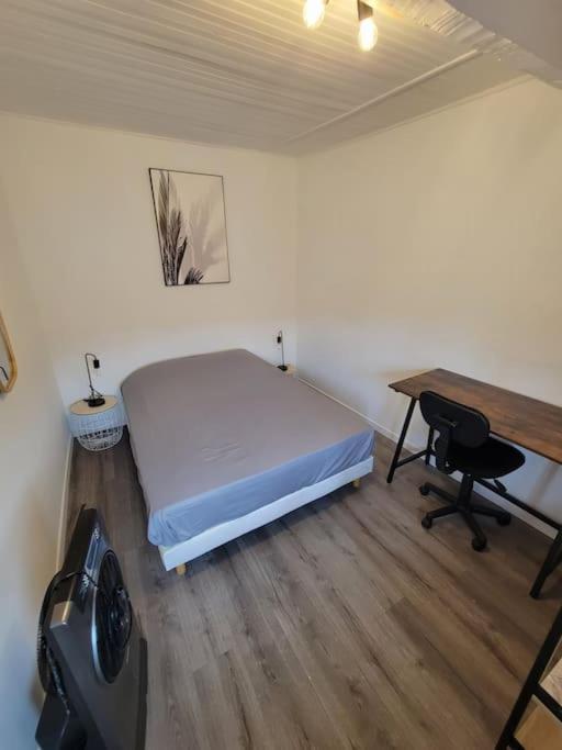 Fully Equipped Apartment 2 To 4 Beds Marseille Bagian luar foto