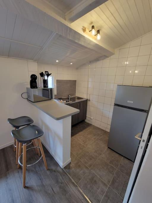 Fully Equipped Apartment 2 To 4 Beds Marseille Bagian luar foto